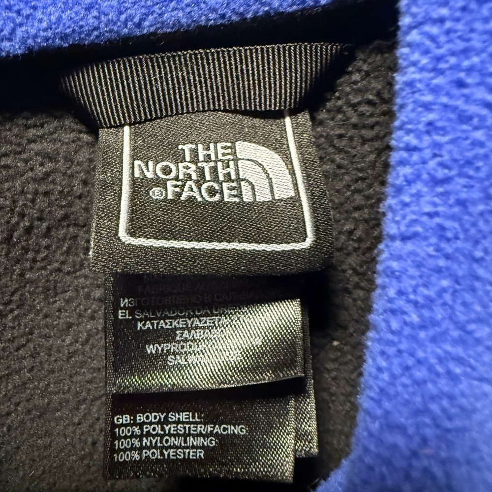 The North Face Blue and Black Fleece Jacket - Picture 2 of 5